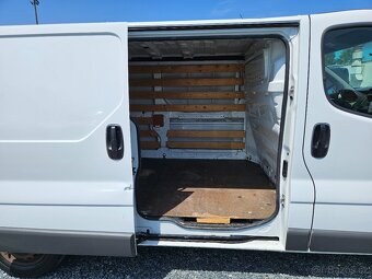 RENAULT TRAFIC 2.0 CDTI 2011 LONG 154TKM - 15