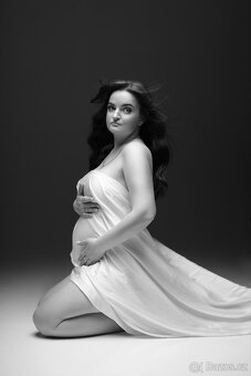 Focení těhotenství PRAHA, ČR . Pregnancy photoshoot - 15