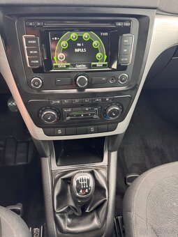 Prodám Škoda Yeti 2.0 TDI 4x4 nízký nájezd historie - 15