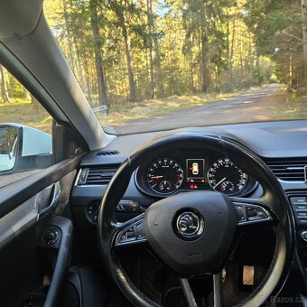 Škoda Octavia combi 2.0 TDI 110kw - 15