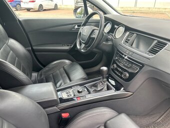Peugeot 508 1.6 benzín 115kW, garážovaný - 15