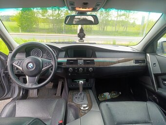 BMW E60 545i - 15
