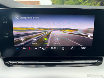 OCTAVIA IV 2.0TDI 110kW DSG STYLE+ LED KOUPENO V ČR DPH - 15