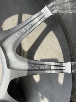 Mercedes E63 AMG R19 Dvourozměrná Alu 19” Disky - 15