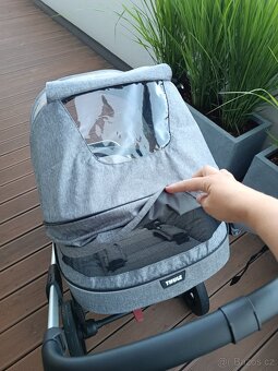 Thule sleek - 15