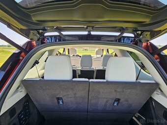 Land Rover Discovery, 3.0 TDV6 HSE, ČR, tažné - 15