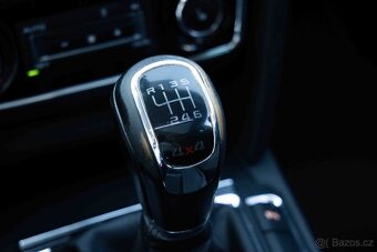 Škoda Superb Combi 2.0 TDI CR 4x4 170k Elegance - 15