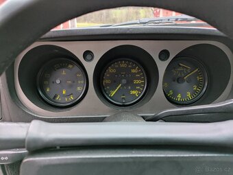 Porsche 944 - 15