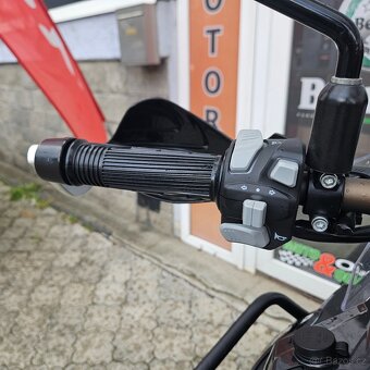 Benelli TRK 502 X, Původ ČR, 3x AL kufr, padací rám,schránka - 15
