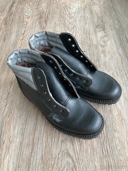 Pracovní / zdravotní obuv - 15