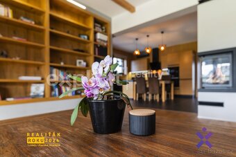Prodej luxusního rodinného domu 4+kk, 190 m2 - Bochoř, okres - 15