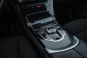 Mercedes Benz GLC 250 AMG Line nové v CZ (DPH) - 15