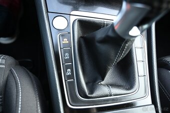 Volkswagen Golf Variant 2.0TDI 135KW GTD 9/2015 - 15