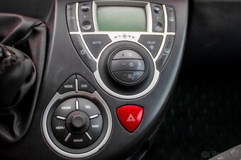 Peugeot 807 2.0 HDI SR - 15
