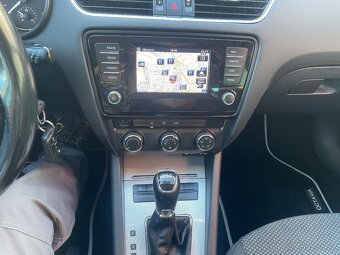 Škoda octavia 3 combi  1.6tdi,DSG - 15