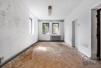 Prodej obrovské chalupy, bývalá podniková rekreačka - Desná  - 15