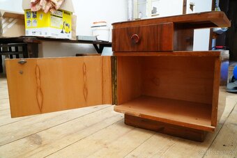 Noční stolky ve stylu art deco k renovaci - 15
