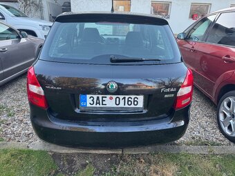 Škoda fabia 1.6TDI 55kw climatronic tempomat el.okna,najeto - 15