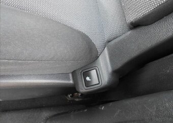 Citroën Berlingo 1,6 HDI 73 kW 3 Místa KLIMA nafta manuál - 15