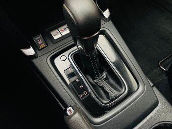 Subaru Forester 2.0D 4x4 AUTOMAT KAMERA TAŽNÉ - 15
