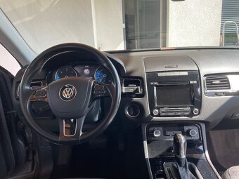 Volkswagen  Touareg 3,0 TDI - 15