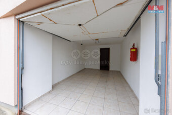 Prodej bytu 4+kk s garáží, 70 m², Karlovy Vary, ul. Husova - 15