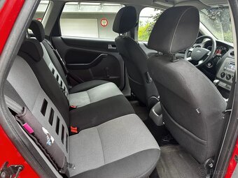 Ford Focus II 1.6 TDCi Combi 80kW Facelift Navi Tažné 2010 - 15