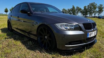 BMW e90 320i - 15