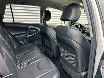 Toyota Rav4, 2.2 D-CAT 130kW Executive/1MAJ - 15