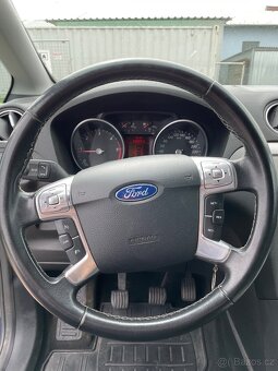 Ford S-Max - 15