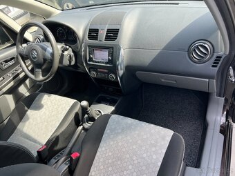 SUZUKI SX4 1.6i 88KW 1.MAJITEL 35000KM NAVIG.TAŽNÉ VYHŘ.SED. - 15