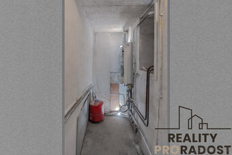 Prodej rodinného domu 4+1 v Hraběticích v okrese Znojmo - 15