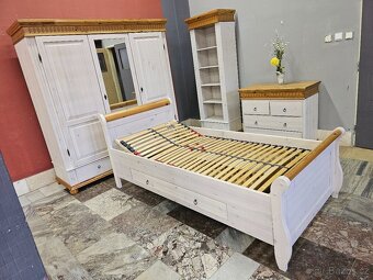 ...Zamluveno...Ložnice Celodřevená - 15