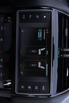 Jaguar F-Pace 2.0 I4 Prestige AWD A/T - 15
