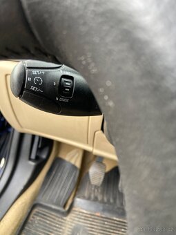 Peugeot 407 - 15
