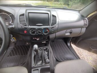 Mitsubishi L200 - 15
