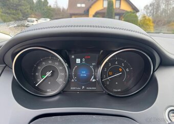 Jaguar E-Pace P250 AWD R-Dynamic S - 15