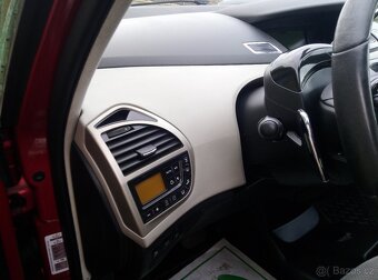 Citroën C4 Picasso, 1.6HDi 82kW EXCLUSIVE - 15