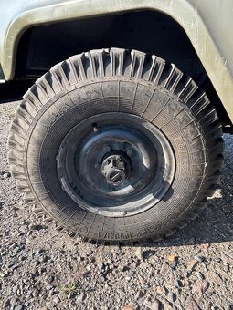 UAZ 469 BI - 15