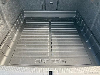 ŠKODA SUPERB 2,0 TSI 200 KW - 15