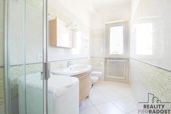 Prodej bytu 3+kk 77 m²via Venezia Giulia, Montesilvano, Itál - 15