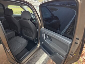 Škoda ROOMSTER 1.2TSI - 152tis/km - 2014 - Výbava - 15