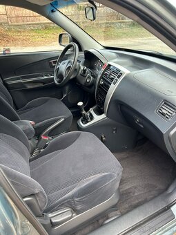 Hyundai Tucson 2,0i 104kW r.v.2007 najeto jen139 tis. KM - 15