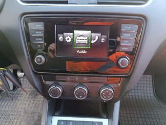Škoda Octavia 3 combi 4x4 - 15