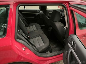 ŠKODA OCTAVIA COMBI 1.6 TDI 77kw, r.v. 2011, VÝBORNÝ STAV - 15
