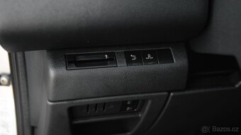 Peugeot 5008, 2,0/110kW Tempomat 7.míst - 15