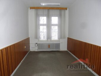 Pronájem kancelářských prostor 200 m2, Opava, Husova - 15