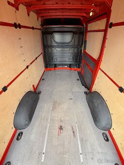 Prodám Volkswagen Crafter L2 H2 130kW Automat, odpočet DPH - 15