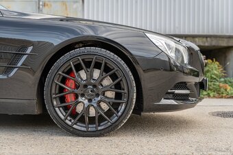 Mercedes SL500 (4,7l biturbo), AMG, 555PS, 850Nm - 15