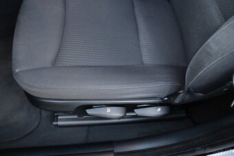 BMW 318i, 2.0 105kw, bez koroze, servisovaný, jen 145 000km - 15